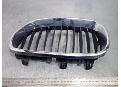 Recambio de rejilla delantera para bmw serie 5 berlina (e60) 530i referencia OEM IAM 51137065701  7065701