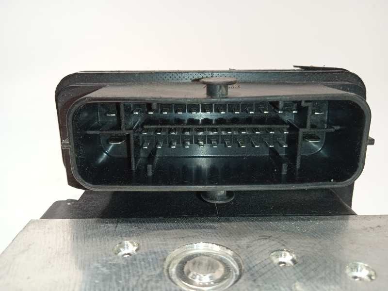 Recambio de abs para kia cee´d tech referencia OEM IAM 58920A2230 6158945200 A258920800