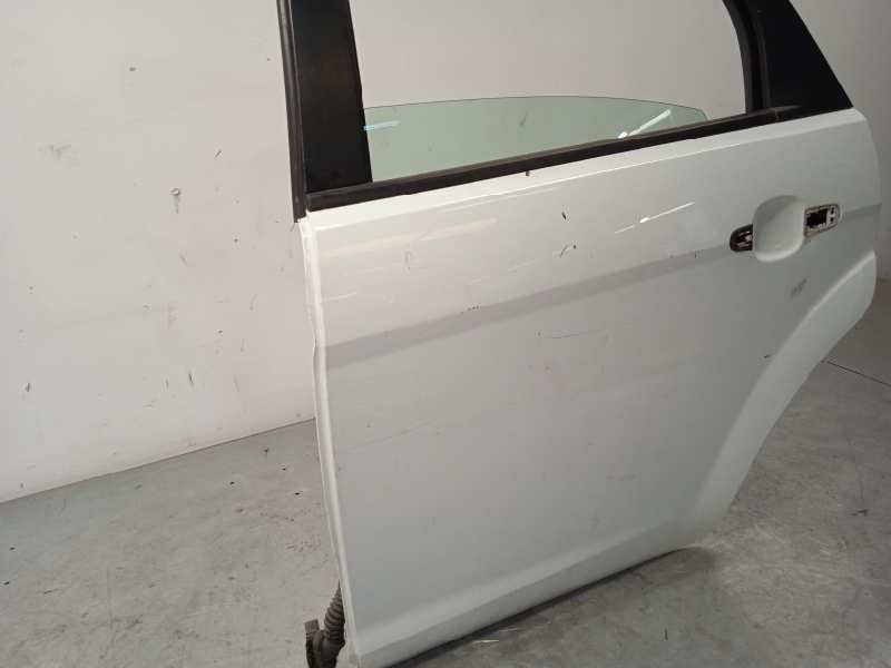 Recambio de puerta trasera izquierda para ford focus lim. (cb4) trend referencia OEM IAM 1702408  