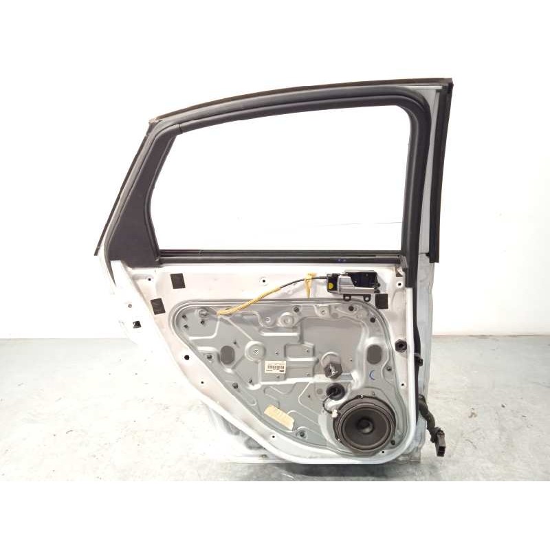 Recambio de puerta trasera izquierda para ford focus lim. (cb4) trend referencia OEM IAM 1702408  