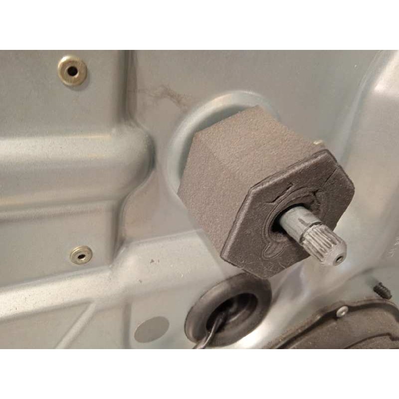 Recambio de puerta trasera izquierda para ford focus lim. (cb4) trend referencia OEM IAM 1702408  