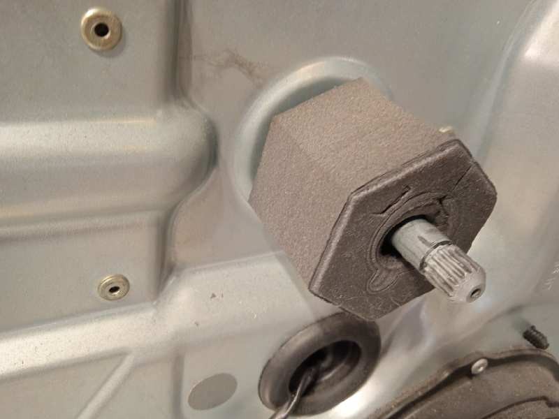 Recambio de puerta trasera izquierda para ford focus lim. (cb4) trend referencia OEM IAM 1702408  