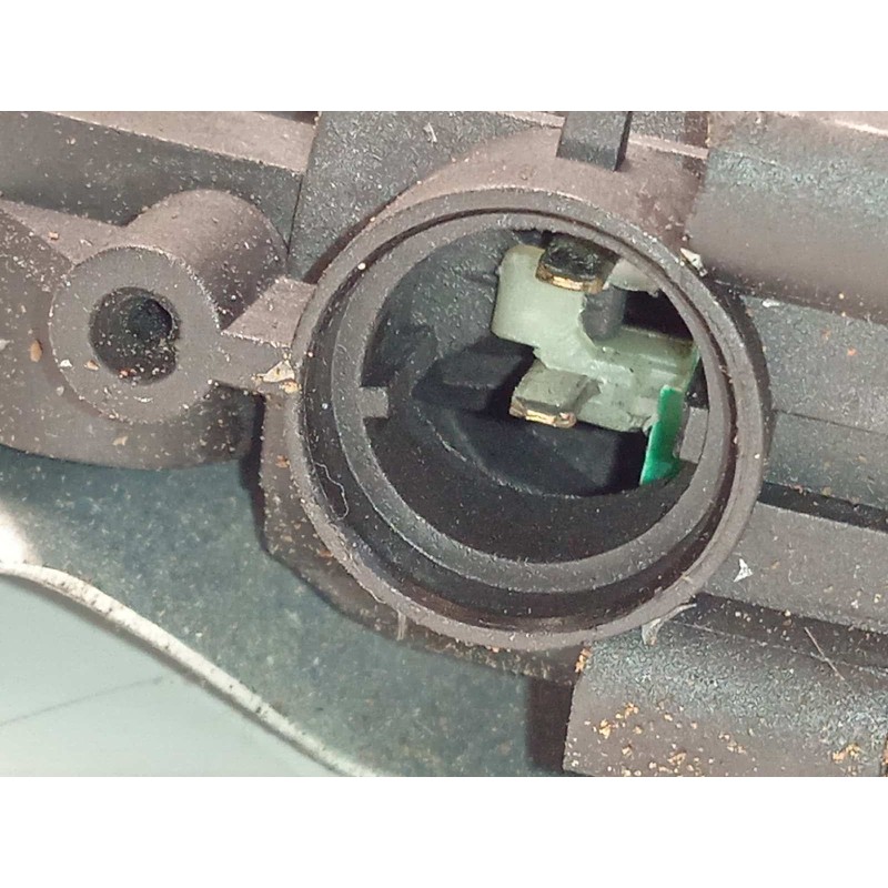 Recambio de elevalunas delantero izquierdo para hyundai ix35 1.6 cat referencia OEM IAM 824702Y000  813102Y000