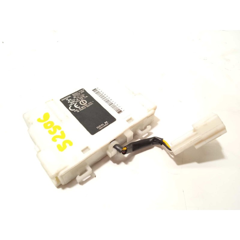 Recambio de modulo electronico para toyota prius (nhw20) 1.5 cat referencia OEM IAM 8999247010  