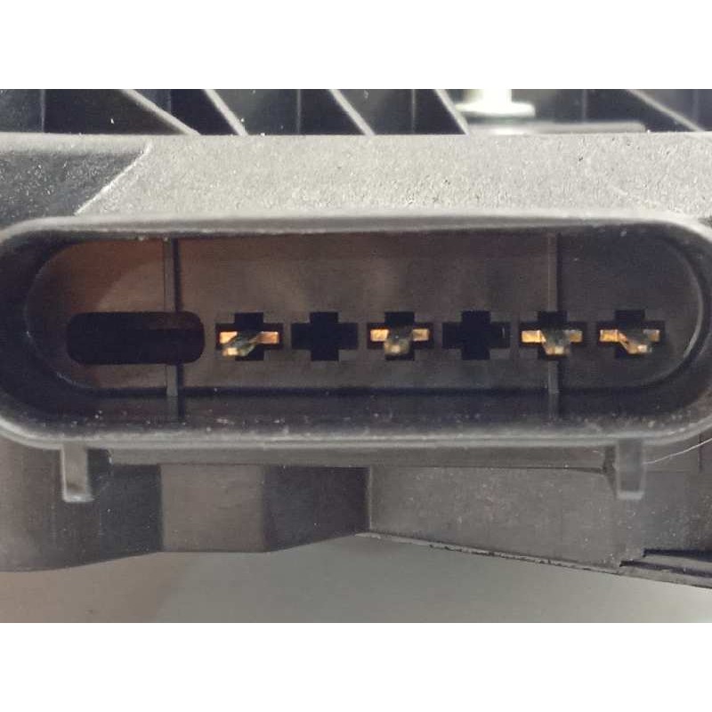 Recambio de cerradura puerta delantera derecha para ford focus lim. (cb8) trend referencia OEM IAM BM5AA21812BC  