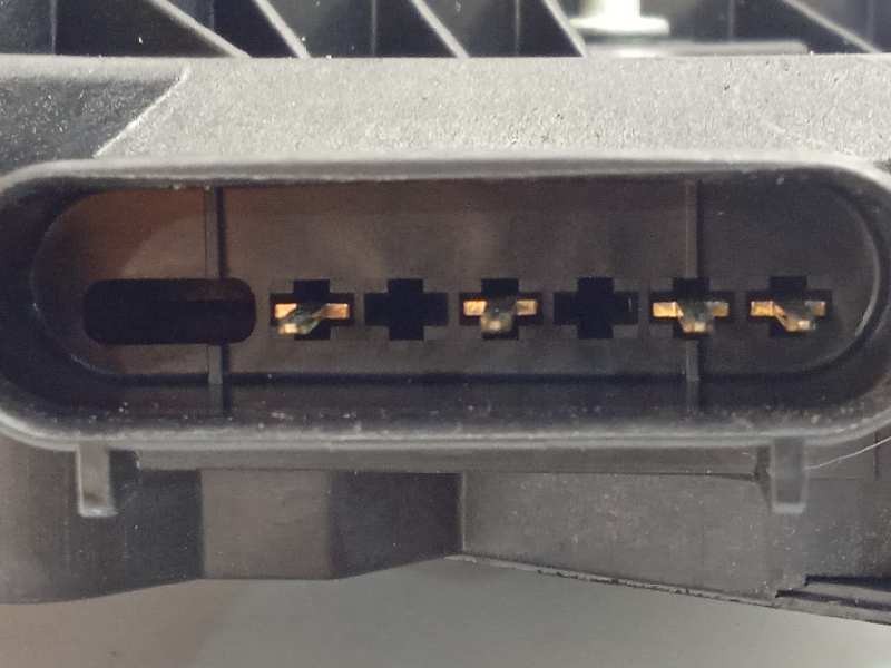 Recambio de cerradura puerta delantera derecha para ford focus lim. (cb8) trend referencia OEM IAM BM5AA21812BC  