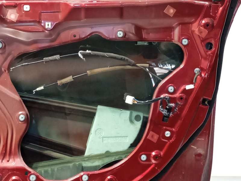 Recambio de puerta delantera derecha para mazda cx-7 (er) sportive referencia OEM IAM EGY15802XP  