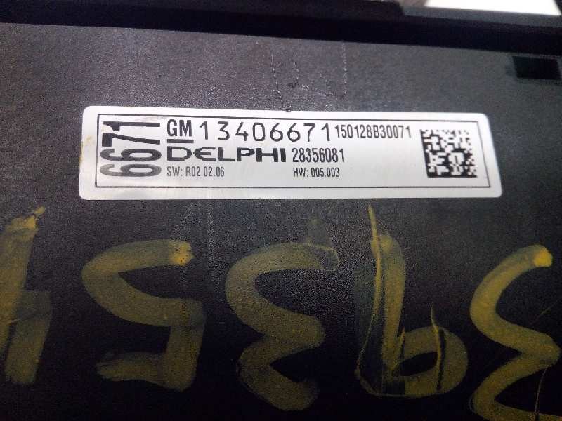 Recambio de mando multifuncion para opel astra j lim. 1.6 cdti dpf referencia OEM IAM 13406671  