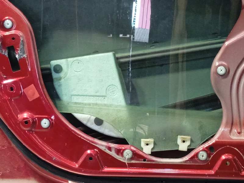 Recambio de puerta delantera izquierda para mazda cx-7 (er) sportive referencia OEM IAM EGY15902XR  