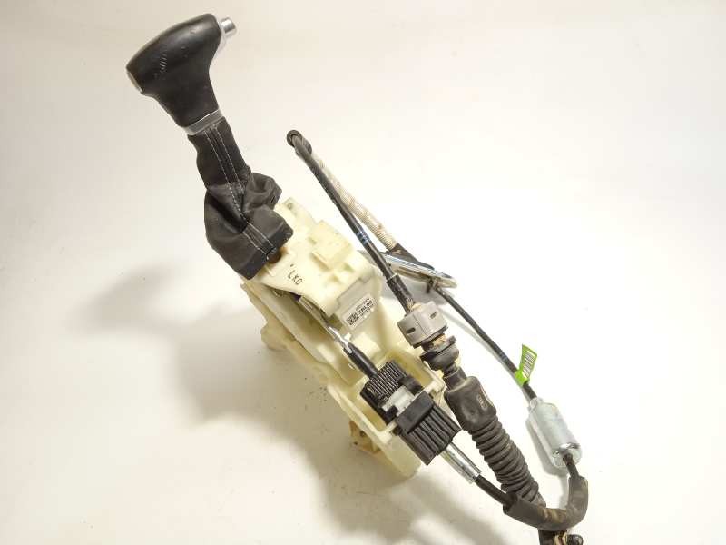 Recambio de palanca cambio para kia niro referencia OEM IAM 46701D4430 46790G5100 46700G5100