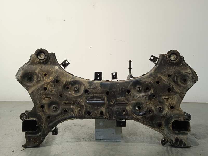 Recambio de puente delantero para kia niro referencia OEM IAM 62401G5100  62405G5100