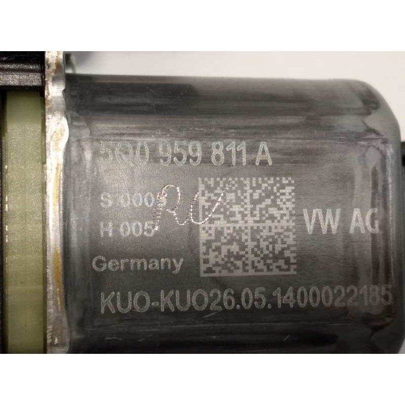 Recambio de elevalunas trasero izquierdo para seat leon (5f1) 1.6 tdi referencia OEM IAM 5Q0959811A 5F4839461C 0130822725