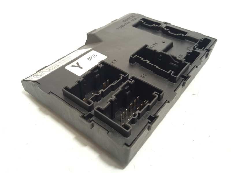 Recambio de modulo electronico para mazda 2 lim. (de) 1.3 16v cat referencia OEM IAM DP7567560  