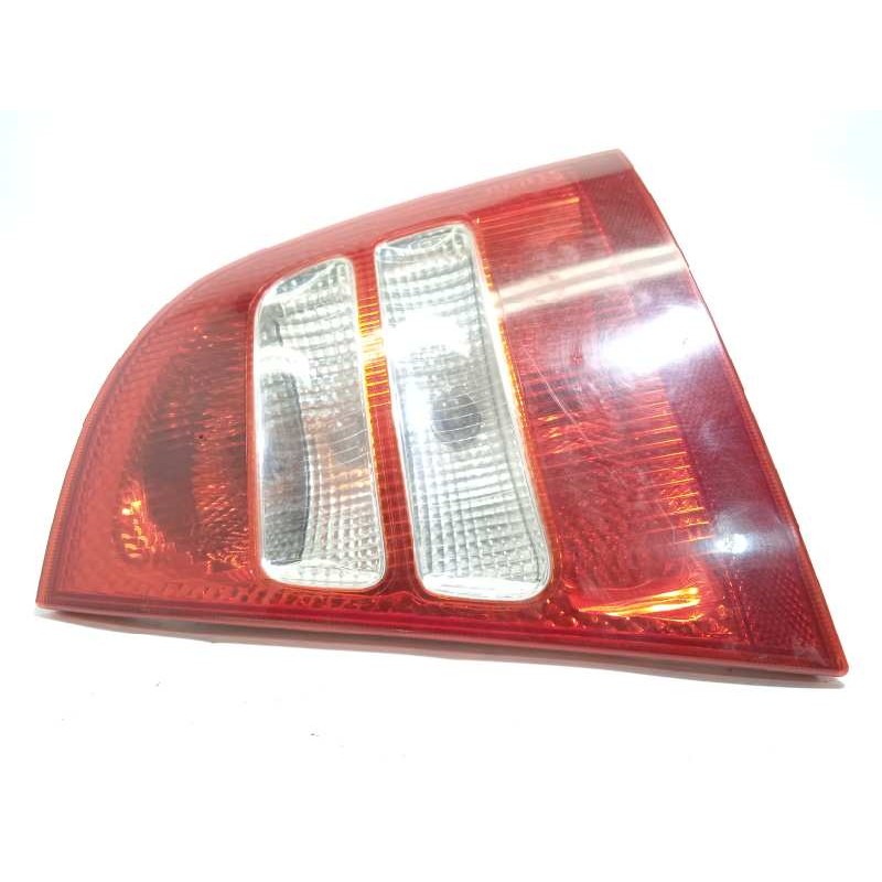 Recambio de piloto trasero derecho para skoda octavia berlina (1u2) classic referencia OEM IAM 1U6945096  1U6945112