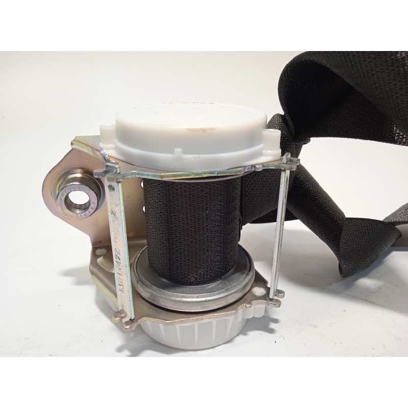 Recambio de cinturon seguridad delantero derecho para opel meriva b excellence referencia OEM IAM 13305706  13250510