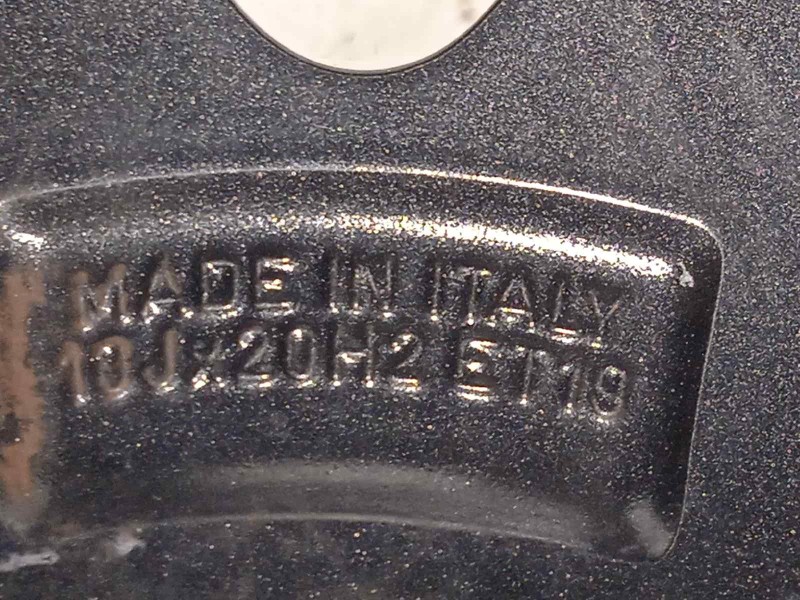 Recambio de llanta para porsche macan (typ ) s diesel referencia OEM IAM 95B601025BQ 95B601025BQOC6 95B601025BGOC6