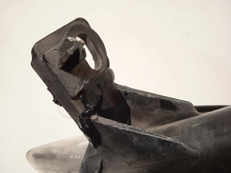 Recambio de faro derecho para peugeot 407 st sport referencia OEM IAM 9660235980  