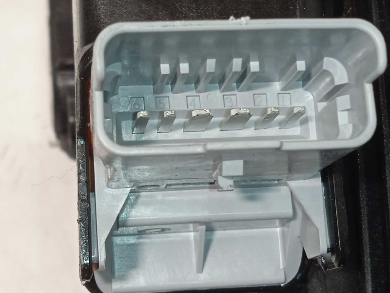 Recambio de elevalunas trasero derecho para peugeot 208 (p2) active referencia OEM IAM 9829045580  