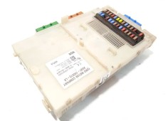 Recambio de caja reles / fusibles para land rover freelander (lr2) td4 s referencia OEM IAM AG9T14D572LA  LR018393