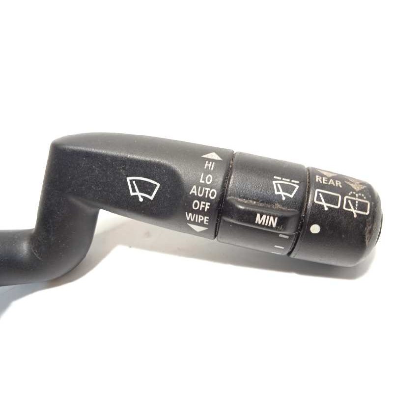 Recambio de mando limpia para land rover freelander (lr2) td4 s referencia OEM IAM 6G9N3F972FC  LR017767