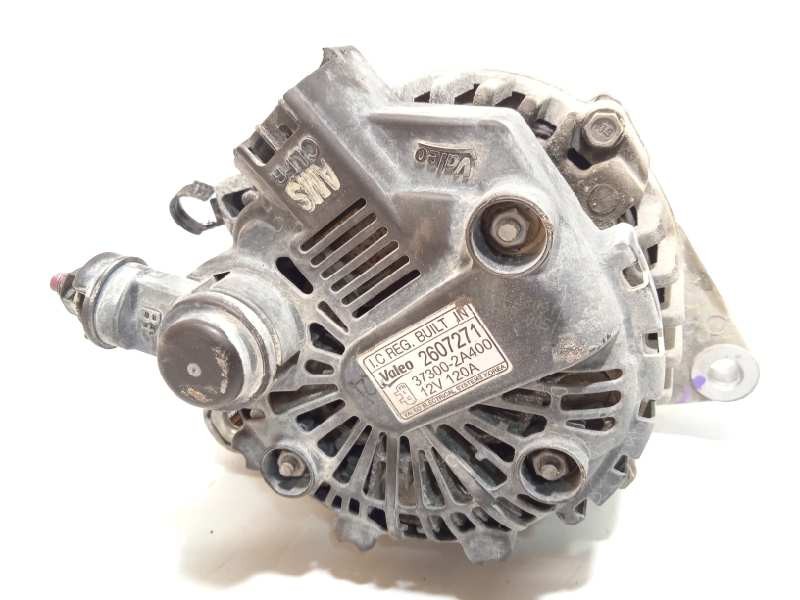 Recambio de alternador para hyundai i20 classic referencia OEM IAM 373002A400  2607271