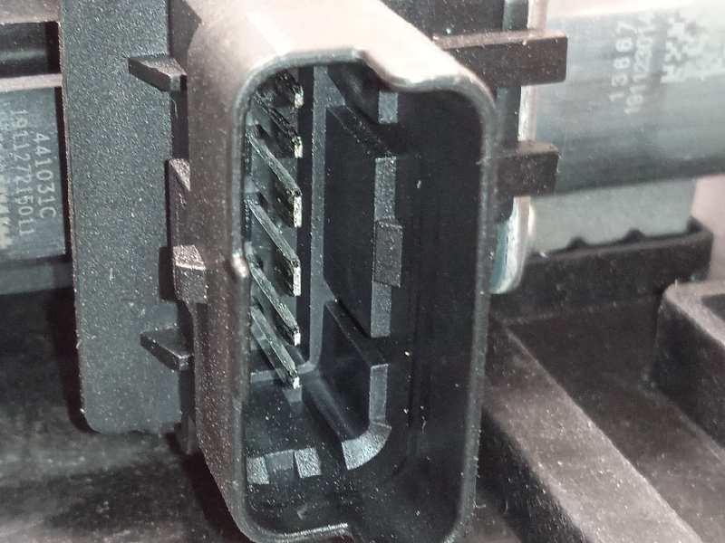 Recambio de elevalunas delantero derecho para kia niro referencia OEM IAM 82480G5110  82460G5010