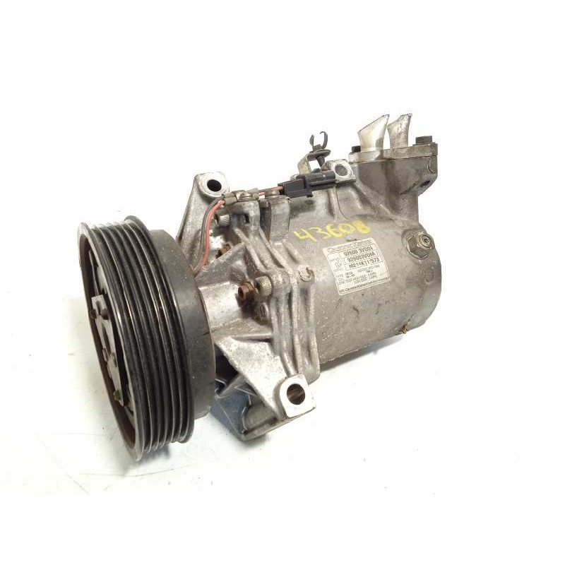 Recambio de compresor aire acondicionado para nissan nv 200 (m20) 1.5 dci cat referencia OEM IAM 926003VD0A  