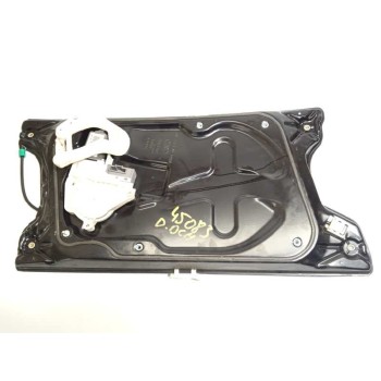 ELEVALUNAS DELANTERO DERECHO 7H2223200CC 