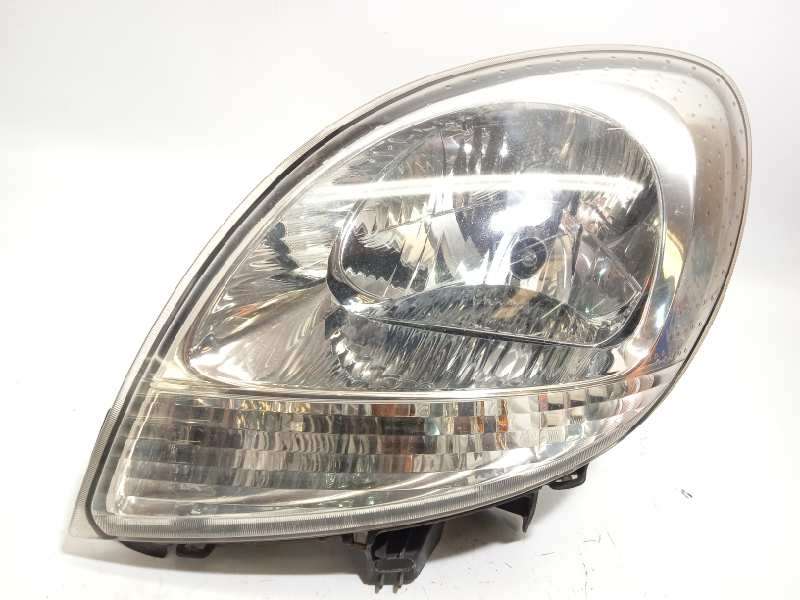 FARO IZQUIERDO 8200236590 