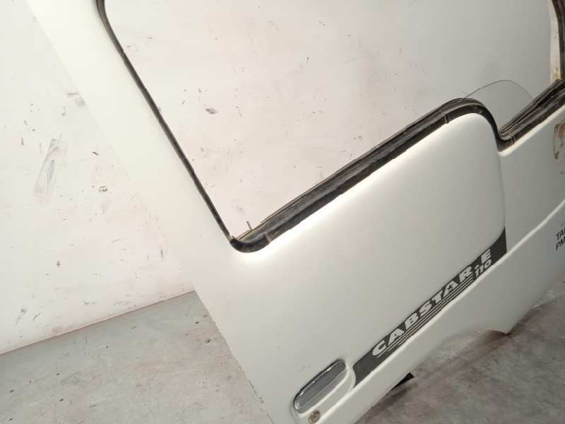 Recambio de puerta delantera derecha para nissan cabstar 3.0 referencia OEM IAM NOREF  