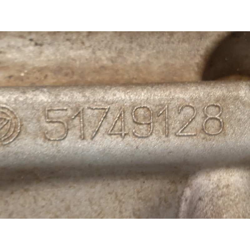 Recambio de puente delantero para fiat fiorino básico referencia OEM IAM 51749128  