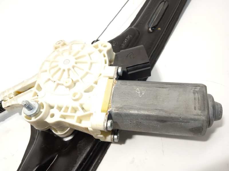 Recambio de elevalunas trasero derecho para bmw x5 (e70) xdrive30d referencia OEM IAM 7267692 51357166382 67627267692