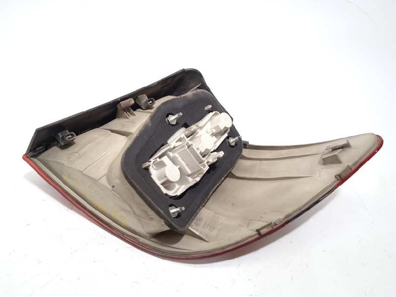 Recambio de piloto trasero izquierdo para mercedes-benz clase b (w245) 200 cdi (245.208) referencia OEM IAM A1698202564  