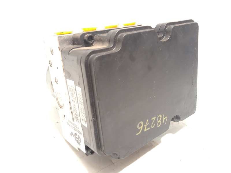 Recambio de abs para hyundai i20 active tecno referencia OEM IAM 58920C8390 6158945200 C858924650