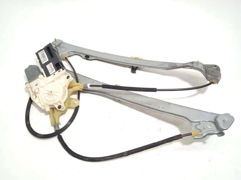 ELEVALUNAS DELANTERO IZQUIERDO 807010002R 