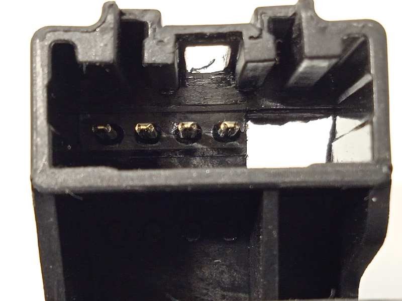 Recambio de cerradura maletero / porton para ford focus lim. titanium referencia OEM IAM 8M51R442A66DB  