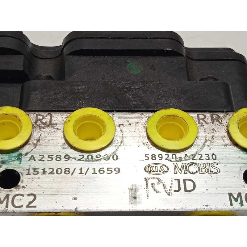 Recambio de abs para kia cee´d gt-line referencia OEM IAM 58920A2230 6158945200 A258920800