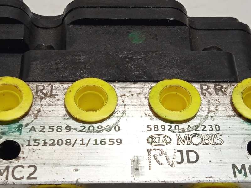 Recambio de abs para kia cee´d gt-line referencia OEM IAM 58920A2230 6158945200 A258920800