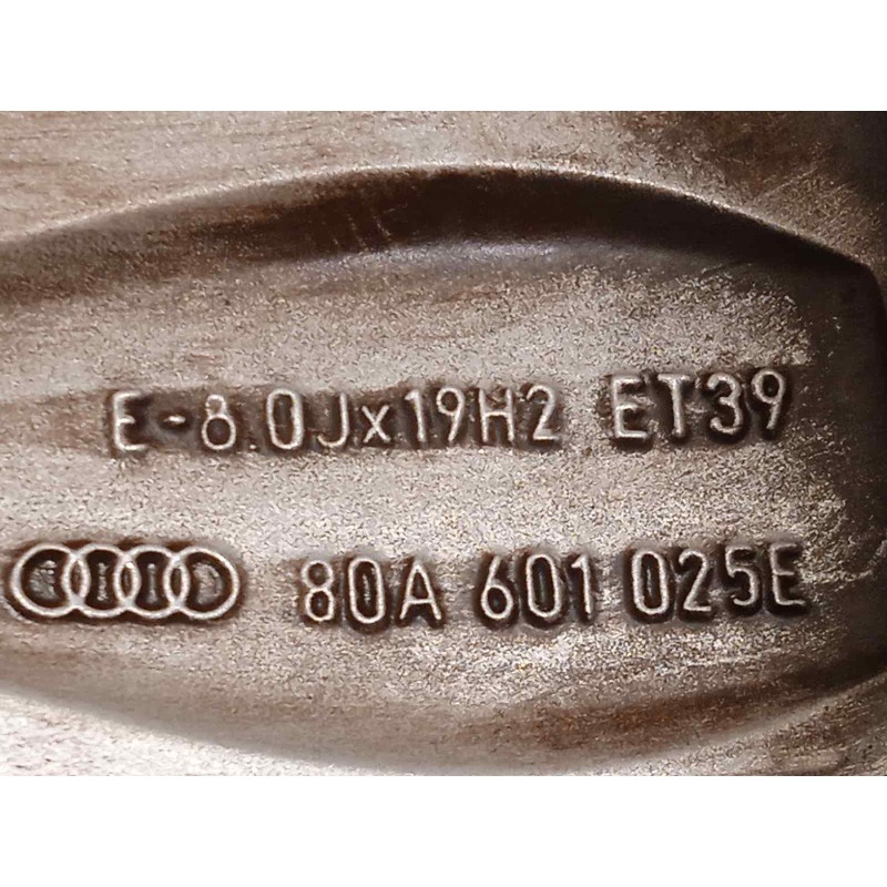 Recambio de llanta para audi q5 (fyb) 2.0 tdi referencia OEM IAM 80A601025E  