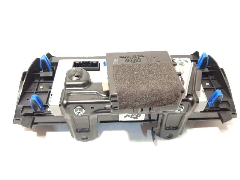 Recambio de pantalla multifuncion para lexus is 300h referencia OEM IAM 8611053100  4622009312