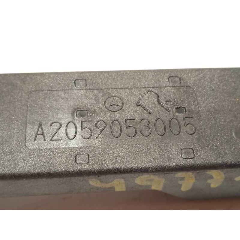 Recambio de antena para mercedes-benz clase cla (w117) cla 200 (117.343) referencia OEM IAM A2059053005  