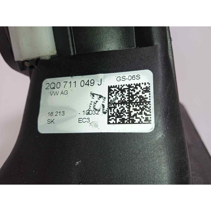 Recambio de palanca cambio para volkswagen polo sport referencia OEM IAM 2Q0711049J 2Q0711266A 2Q0711265A