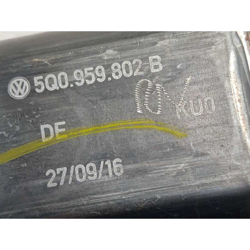 Recambio de elevalunas delantero derecho para seat ateca (kh7) style referencia OEM IAM 5Q0959802B  0130822716