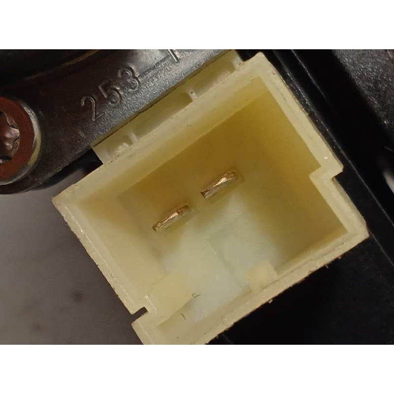 Recambio de elevalunas delantero derecho para seat ateca (kh7) style referencia OEM IAM 5Q0959802B  0130822716