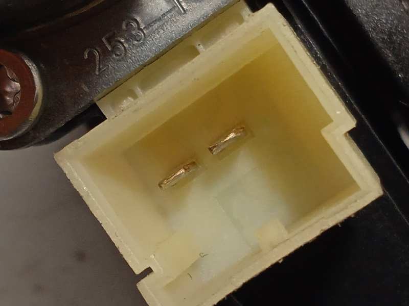 Recambio de elevalunas delantero derecho para seat ateca (kh7) style referencia OEM IAM 5Q0959802B  0130822716