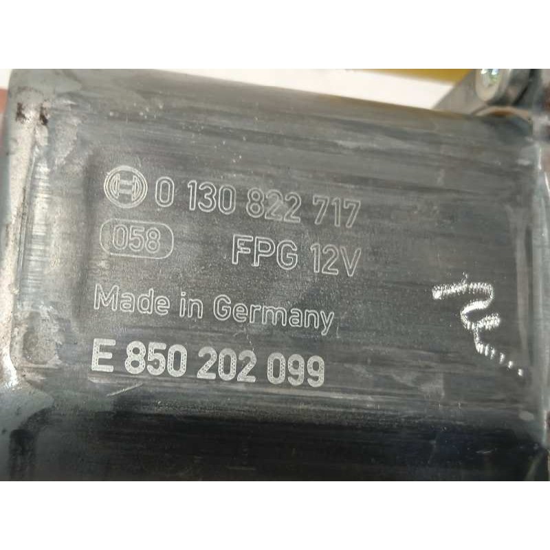 Recambio de elevalunas delantero izquierdo para seat ateca (kh7) style referencia OEM IAM 5Q0959801B  0130822717