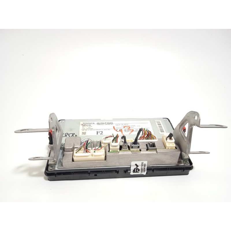 Recambio de pantalla multifuncion para toyota c-hr hybrid dynamic plus referencia OEM IAM 86140F4020  1380007950J101