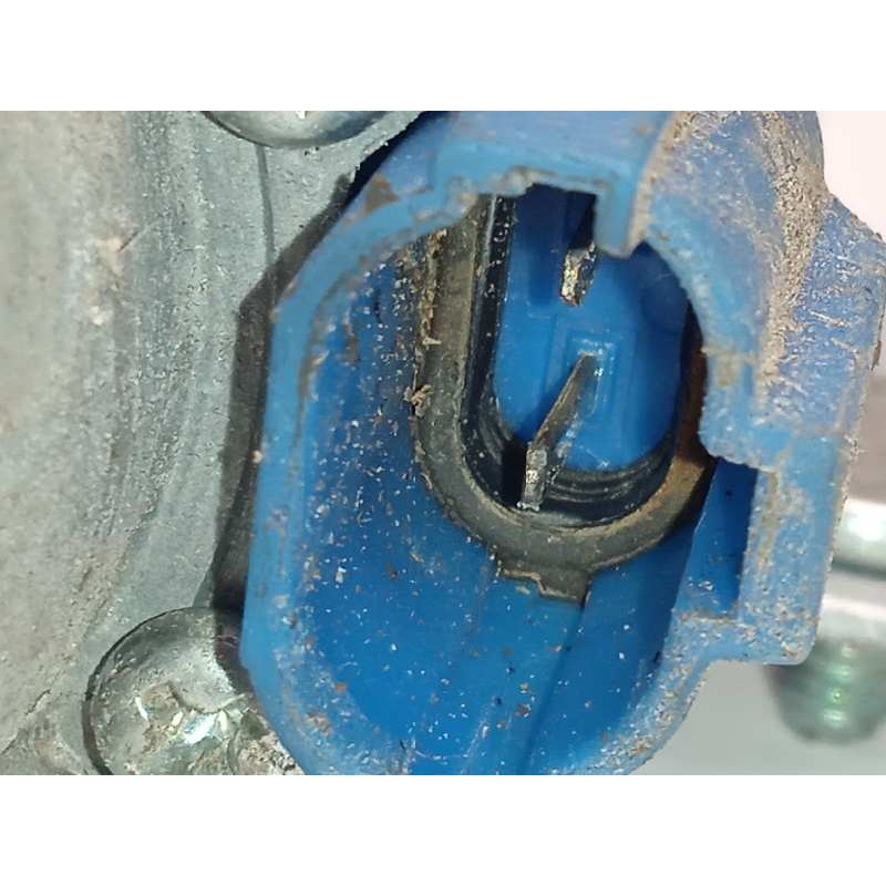 Recambio de elevalunas delantero derecho para chevrolet captiva 2.0 vcdi lt referencia OEM IAM 96627080  96624333