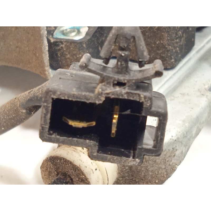 Recambio de elevalunas trasero izquierdo para chevrolet captiva 2.0 vcdi lt referencia OEM IAM 96627081  96624334