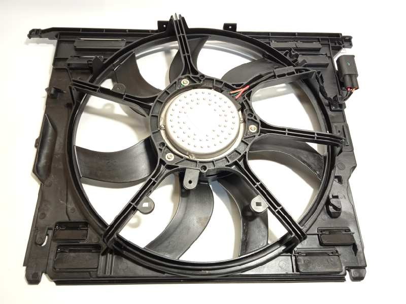 Recambio de electroventilador para bmw serie 5 lim. (f10) 530d referencia OEM IAM 17428509741  